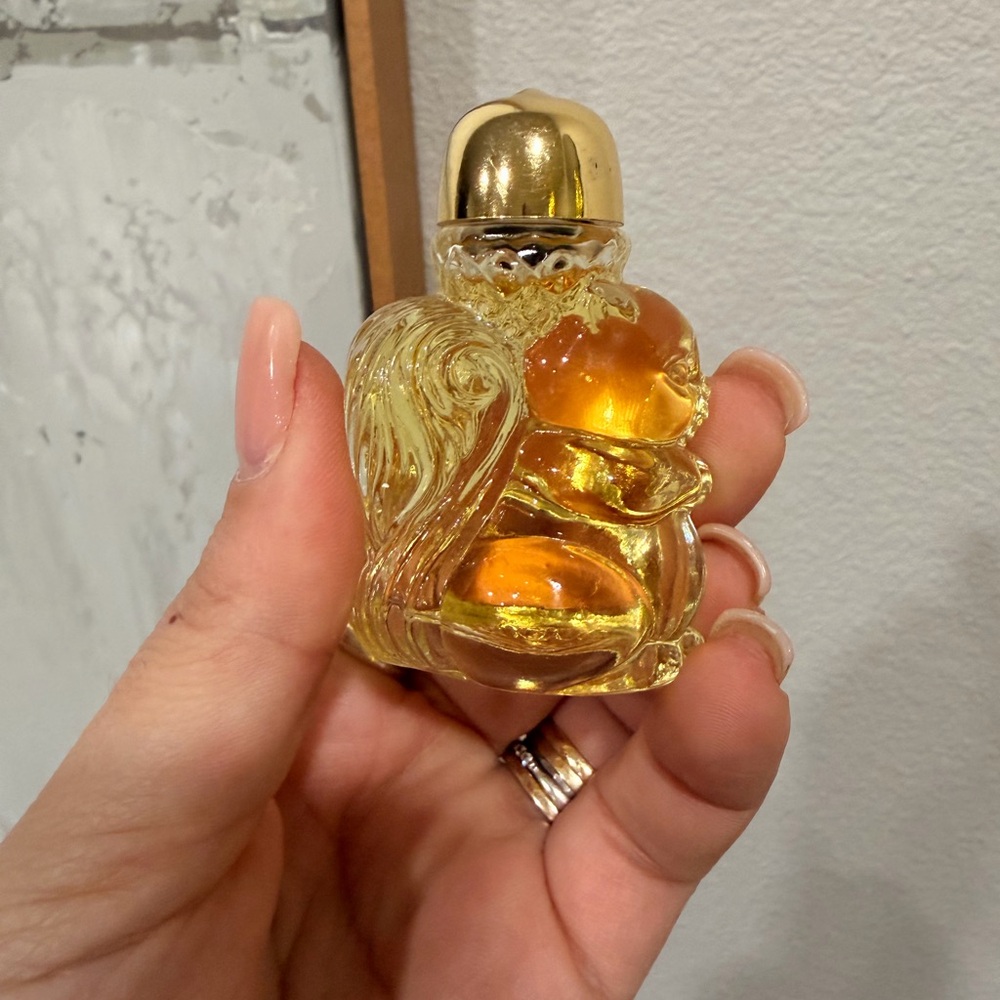 Vintage Avon Charisma Cologne Sculpted Glass Mini‎ Bottle 0.5 fl oz